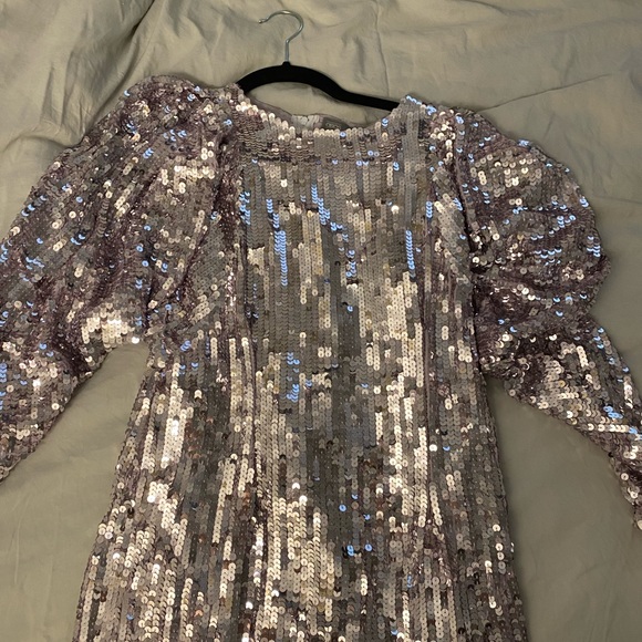 ASOS EDITION BLOUSON SLEEVE SEQUIN MIDI DRESS IN LILAC - Picture 5 of 5